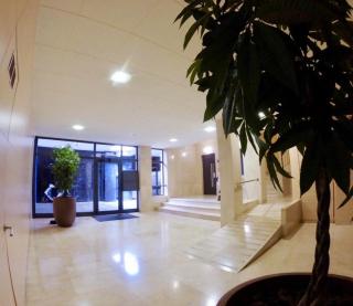 Apartamento con piscina y balcón recién reformado - 1