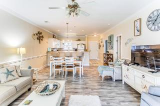 Golf Getaway by Casino, Dolphin Cruises and Beach! - 5