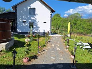 Casuta din Gradina - 5