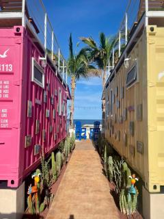 Beach Front Lux Containers - 8