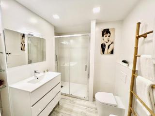 Apartamento con piscina y terraza recién reformado - 8