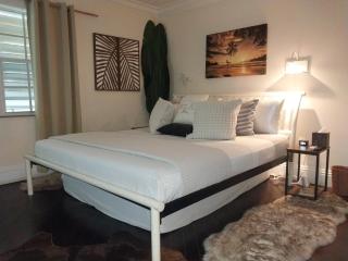 Private Guest House 2 bedrooms & 2 baths near Grace Bay Beach & Long Bay Beach. - 6