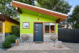 Downtown Kokopelli #1- Newly Remodeled Stylish Studio - 8