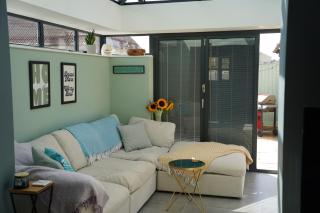 Atworth Haven: 4-Bed Home with Garden - Atworth - 1