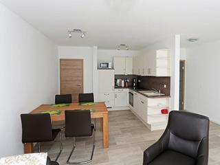 JACKET'S NEST Am Westkaap 3A - 5