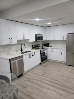 Cozy Suite near West Edmonton Mall - Edmonton - 6