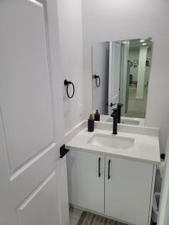 Cozy Suite near West Edmonton Mall - 1