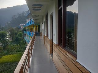 S R HOTEL yamnotri Marg kharadhi barkot uttarkashi Uttarakhand - 2