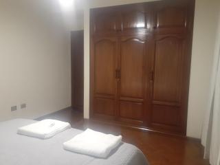Casa con 5 dormitorios - 0