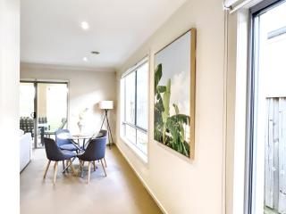 Modern Golfside Retreat - 1