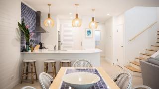 Amaroo Villa - Absolute Beachfront Port Douglas - 3