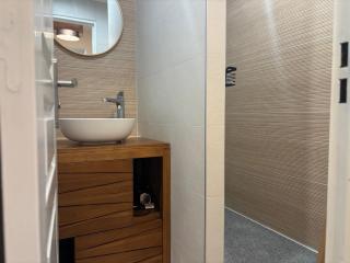 Confort moderne aux pieds des pistes, balcon, wifi, animaux admis - FR-1-329-102 - 6