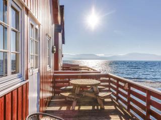 Seaside Retreat with Boats & Fishing - 7