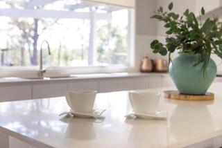 Home among the Gum Trees" - 10 mins to Vincentia - 4