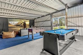 Home among the Gum Trees" - 10 mins to Vincentia - 7