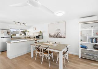 Pippi Sands - LJHooker Yamba - 6