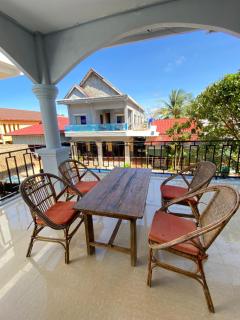 Suresday Guesthouse - 9