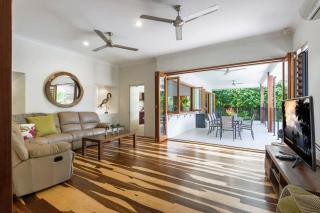 Footsteps to Four Mile - Port Douglas - 6