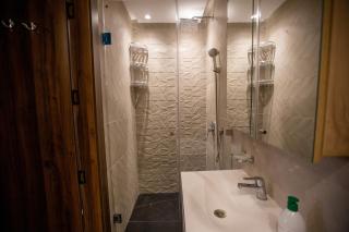 Elegance and Prestige in Gueliz 3 Bedrooms - 9