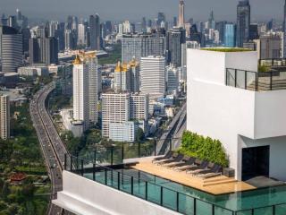 Panoramic Duplex Rama 9 Modern Infinity Pool & Gym - 8