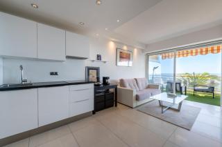 Apartment with Terrace Pool & Beach Access - 4