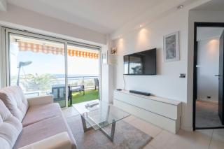 Apartment with Terrace Pool & Beach Access - 7