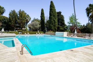Apartment with Terrace Pool & Beach Access - 6