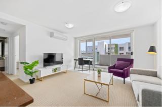Modern 1bed Apartment with Resort-Style Amenities - 0