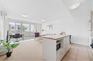 Modern 1bed Apartment with Resort-Style Amenities - 1