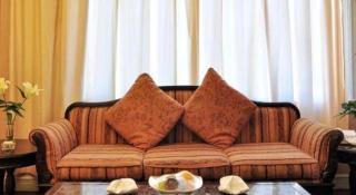 Gold Source Sunshine Hotel - 2