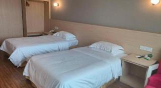 Grand Nest Hotel (Tang Jia Wan Beach) - 7