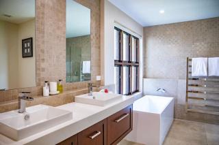 Bangalow - Best View in Port Douglas - 3