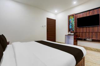 Super Townhouse Bela Road Varanasi City Railway Station Formerly Srijan Grand - 4