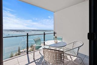 CASSA MQ - Southport Gem with Ocean Views Managed by The Cassa - 0