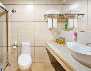 Chuanghui Business Hotel - 7