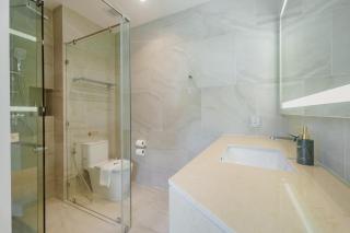 Sea Heaven Elegant Studio Forrest View 2228 - 4