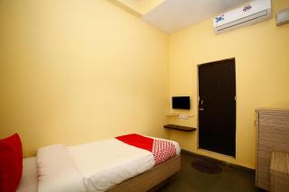 Hotel O Aashirwad Guest House - Gwalior - 4