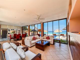 Villa Talia Vashti - Oceanfront villa with Private Sea Access, Pool & Cook - 1