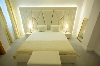 Hotel Queen Vera - 1