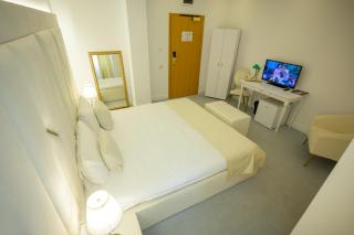 Hotel Queen Vera - Mamaia - 4