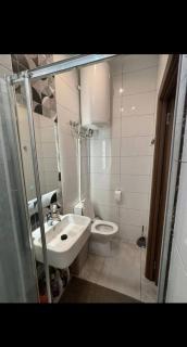 2 bedroom apartment - 4
