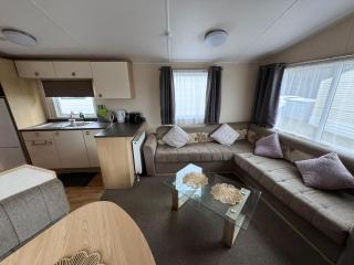 Lovely 6 Berth Caravan With Wifi At Pakefield, Suffolk 68119Bs - 6