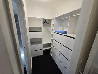 Comfy nest 4 bed room family house - 2