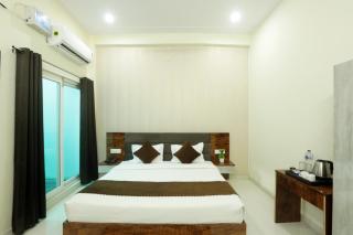 Shri Raghav Palace Hotel Ayodhya - 2