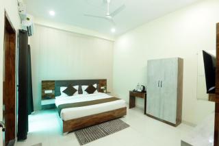 Shri Raghav Palace Hotel Ayodhya - 3