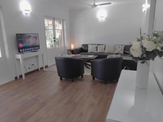 Private 4 Bedroom House Amongst the Bunyas - 8