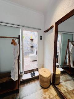 City Retreat Studio X - 8