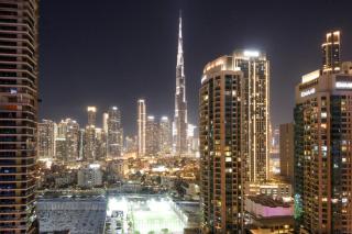 Luxury 1BR at Sterling East , Burj Khalifa Views - 0
