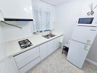 Hongdae Apartment 2 BedRoom 1 Bathroom Kingbed - 1