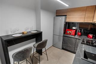 Designer Flat North & Parking - 1